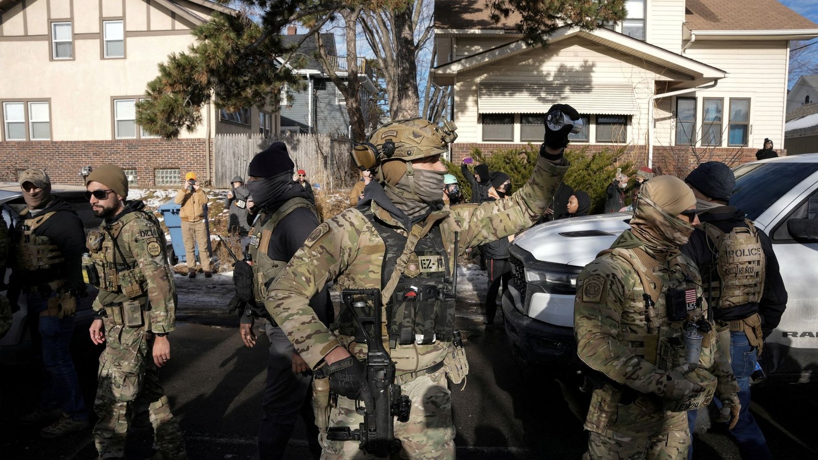 Hundreds more officers heading to Minnesota amid nationwide protests over ICE killing of mum